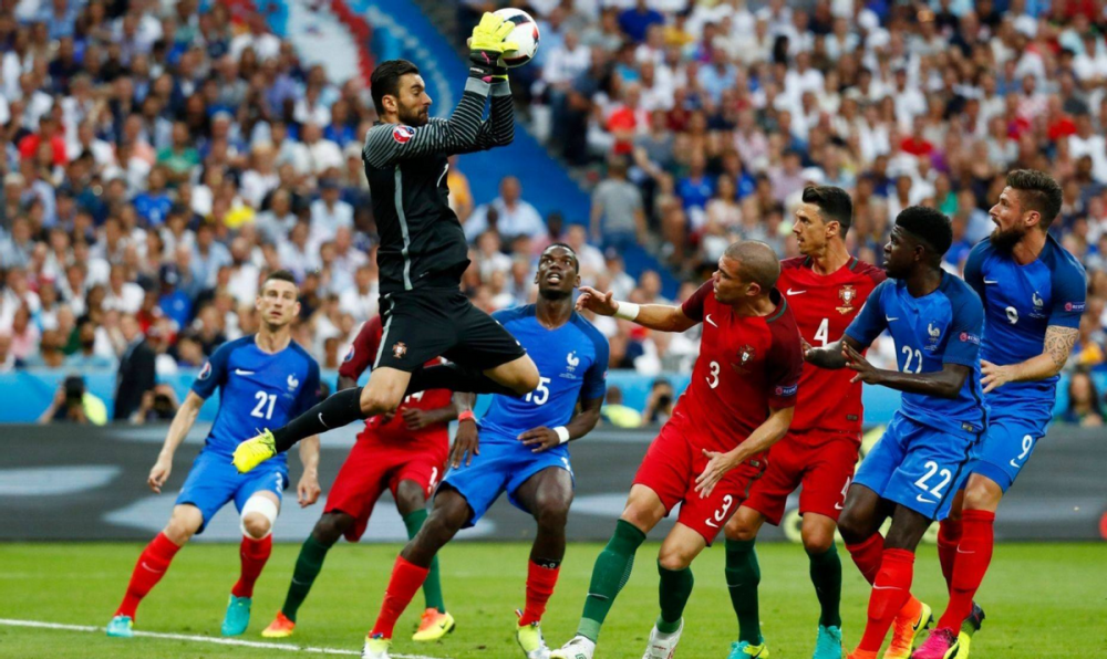 开云APP-关键时刻欧篮联焦点战，夏洛特黄蜂伤情更新，更衣室稳定，赛程密集仍需轮换(季后赛回顾篇2009年值得铭记的最佳时刻)