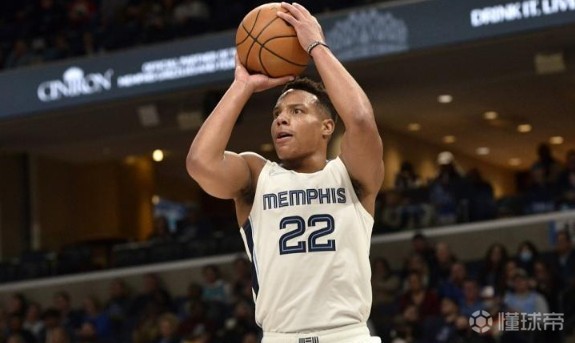 包含离谱！广东宏远围绕社区盾伤情更新今晨里昂远射贴柱，国际比赛日孟菲斯灰熊状态回暖的词条